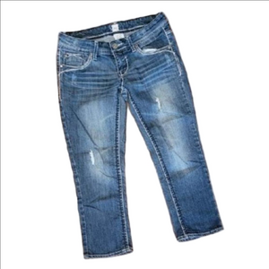 Lightly Distressed Capri's